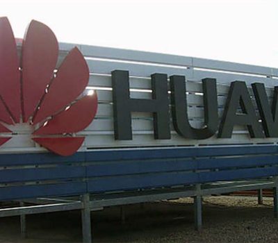 CoronacionHuawey_ImgPublicExterior_w